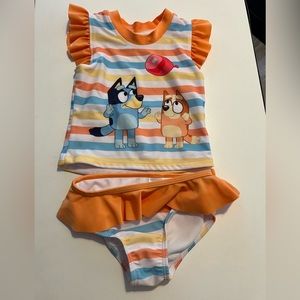 3T brand new bluey swimsuit, dresser, Toyota lockouts.
